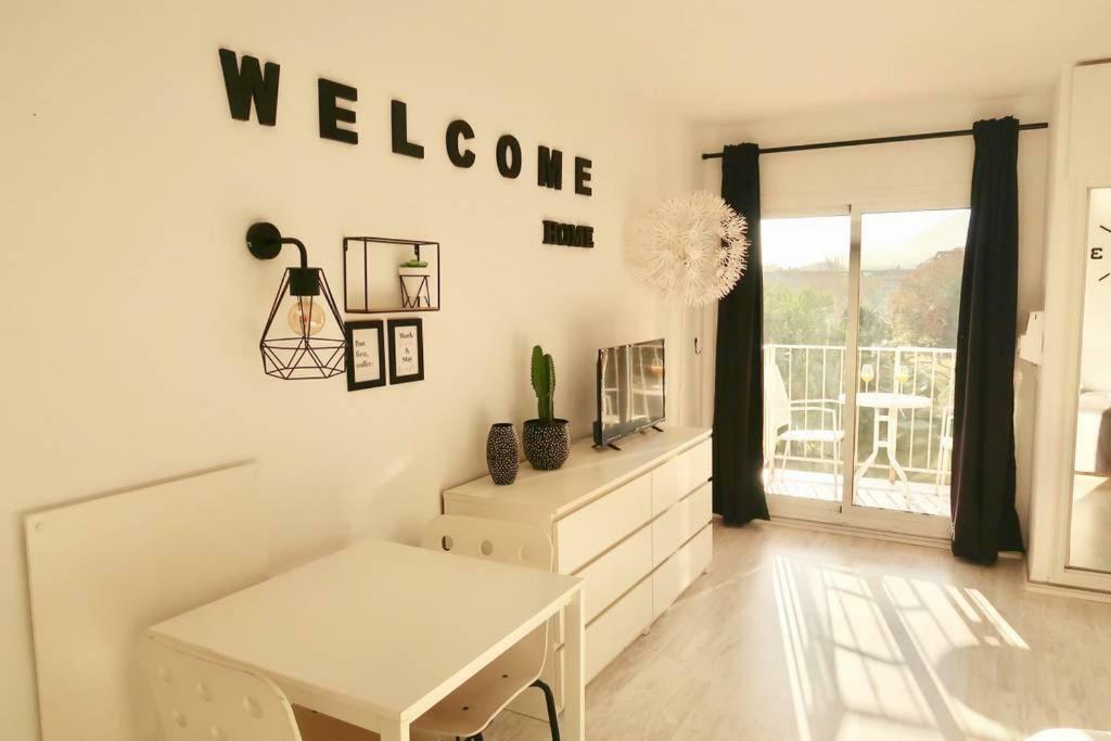 Minerva Sea View Apartment Бенальмадена Екстер'єр фото